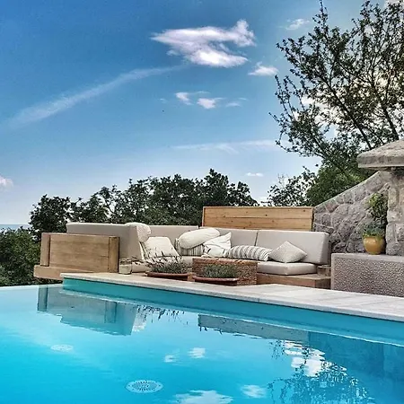 Sea View Villa Veprinac